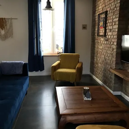 דירה Moderne, Stilvolle In 84m2 שטראלסונד