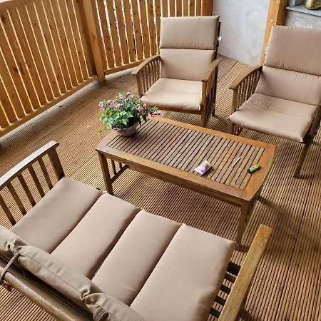 Moderne, Stilvolle In 84m2 שטראלסונד