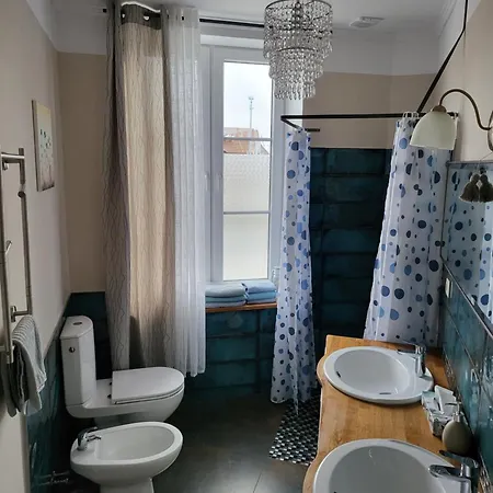 Moderne, Stilvolle In 84m2 * שטראלסונד